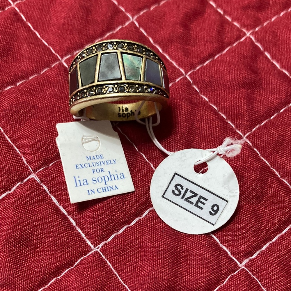 Lia Sophia ring